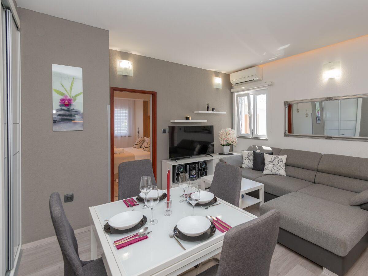 Apartment One bedroom apartment with air-conditioning Split A-24631-a