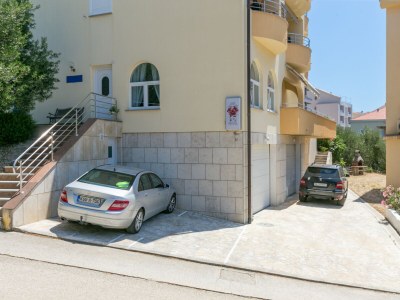 Apartment One bedroom apartment with balcony and sea view Tučepi, Makarska A-24643-c - Outdoor photo 17