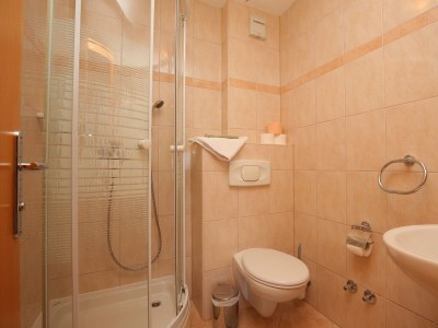 Apartment One bedroom apartment with balcony and sea view Tučepi, Makarska A-24643-c - Outdoor photo 28