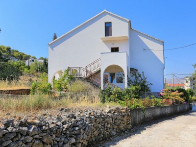 Apartment Three bedroom apartment with terrace and sea view Arbanija, Čiovo A-1125-a - Outdoor photo 7
