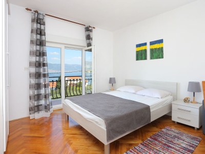 Apartment Three bedroom apartment with terrace and sea view Arbanija, Čiovo A-1125-a - Outdoor photo 25