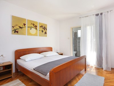 Apartment Three bedroom apartment with terrace and sea view Arbanija, Čiovo A-1125-a - Outdoor photo 28