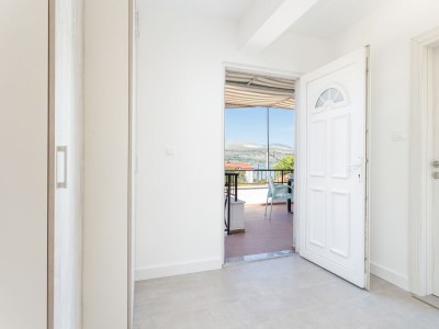 Apartment Three bedroom apartment with terrace and sea view Arbanija, Čiovo A-1125-a - Outdoor photo 36