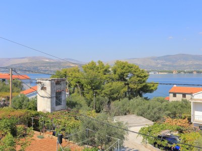 Apartment Three bedroom apartment with terrace and sea view Arbanija, Čiovo A-1125-a - Outdoor photo 43