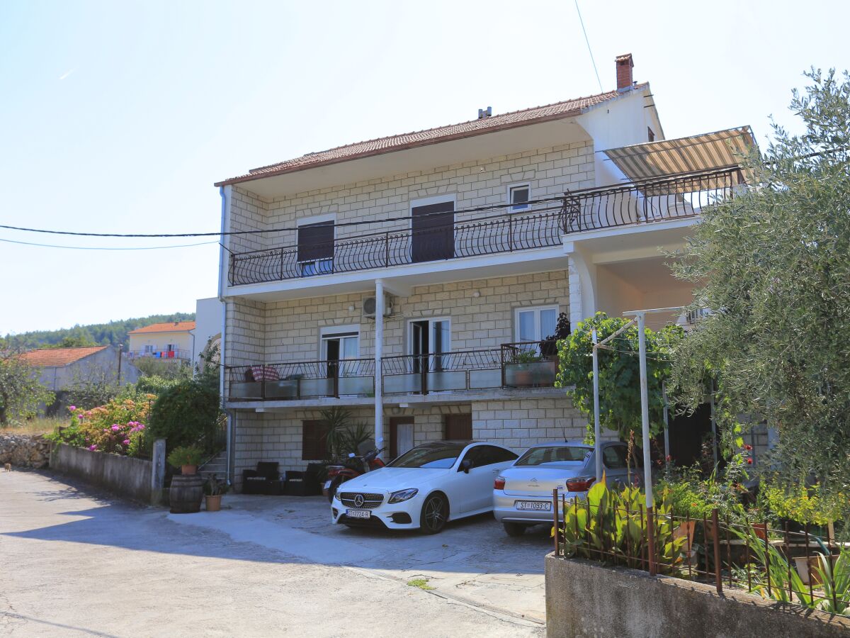 Holiday room with terrace Arbanija, Čiovo S-1125-a - Outdoor photo 5