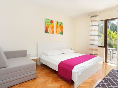 Holiday room with terrace Arbanija, Čiovo S-1125-a in Slatine - Holiday room