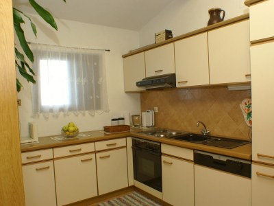 Apartment Two bedroom apartment near beach Tučepi, Makarska A-2694-c - Outdoor photo 9