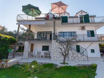 Apartment Two bedroom apartment with terrace and sea view Slatine, Čiovo A-1126-c - Outdoor photo 2