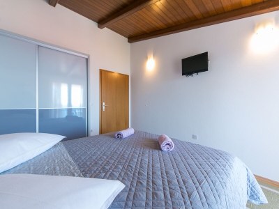 Apartment Two bedroom apartment with balcony and sea view Brela, Makarska A-2717-a - Outdoor photo 16