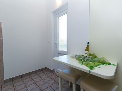 Apartment Two bedroom apartment with balcony and sea view Brela, Makarska A-2717-c - Outdoor photo 10