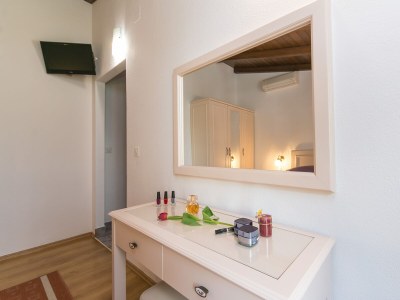 Apartment Two bedroom apartment with balcony and sea view Brela, Makarska A-2717-c - Outdoor photo 16