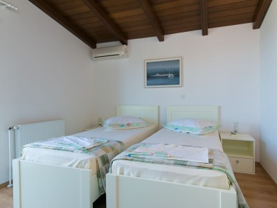 Apartment Two bedroom apartment with balcony and sea view Brela, Makarska A-2717-c - Outdoor photo 18