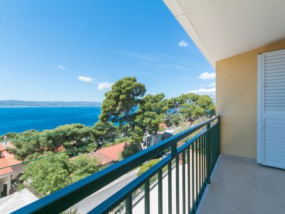 Holiday room with balcony and sea view Brela, Makarska S-2717-a - Outdoor photo 15