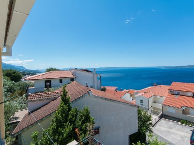 Holiday room with balcony and sea view Brela, Makarska S-2717-a - Outdoor photo 17