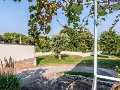 Apartment Three bedroom apartment with terrace Banjole, Pula A-2258-a - Outdoor photo 35