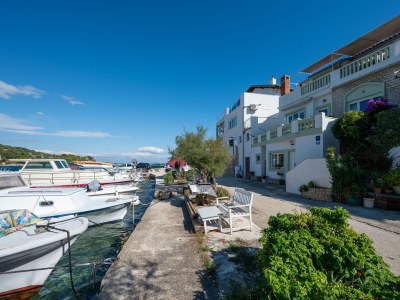 Apartment Two bedroom apartment near beach Zaglav, Dugi otok A-8170-a - Outdoor photo 3