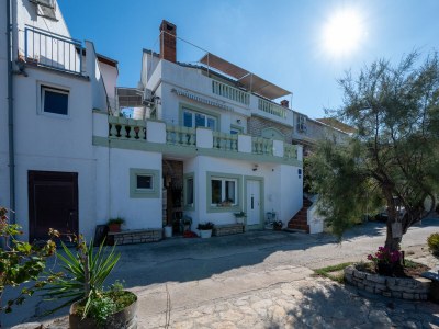 Apartment Two bedroom apartment near beach Zaglav, Dugi otok A-8170-b - Outdoor photo 6