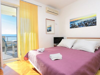 Apartment Studio flat with terrace and sea view Stanići, Omiš AS-2764-a - Outdoor photo 15