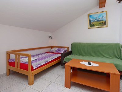 Apartment One bedroom apartment with balcony and sea view Selce, Crikvenica A-2362-a - Outdoor photo 15