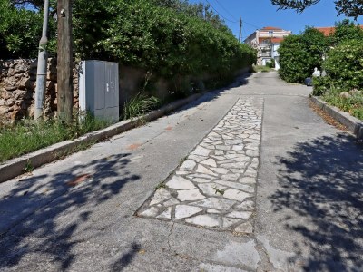 Apartment Two bedroom apartment with terrace and sea view Barbat, Rab A-14247-a - Outdoor photo 11