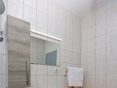 Apartment Two bedroom apartment with terrace and sea view Barbat, Rab A-14247-a - Outdoor photo 23