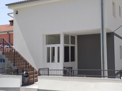 Apartment Two bedroom apartment with balcony and sea view Dramalj, Crikvenica A-2376-b - Outdoor photo 2