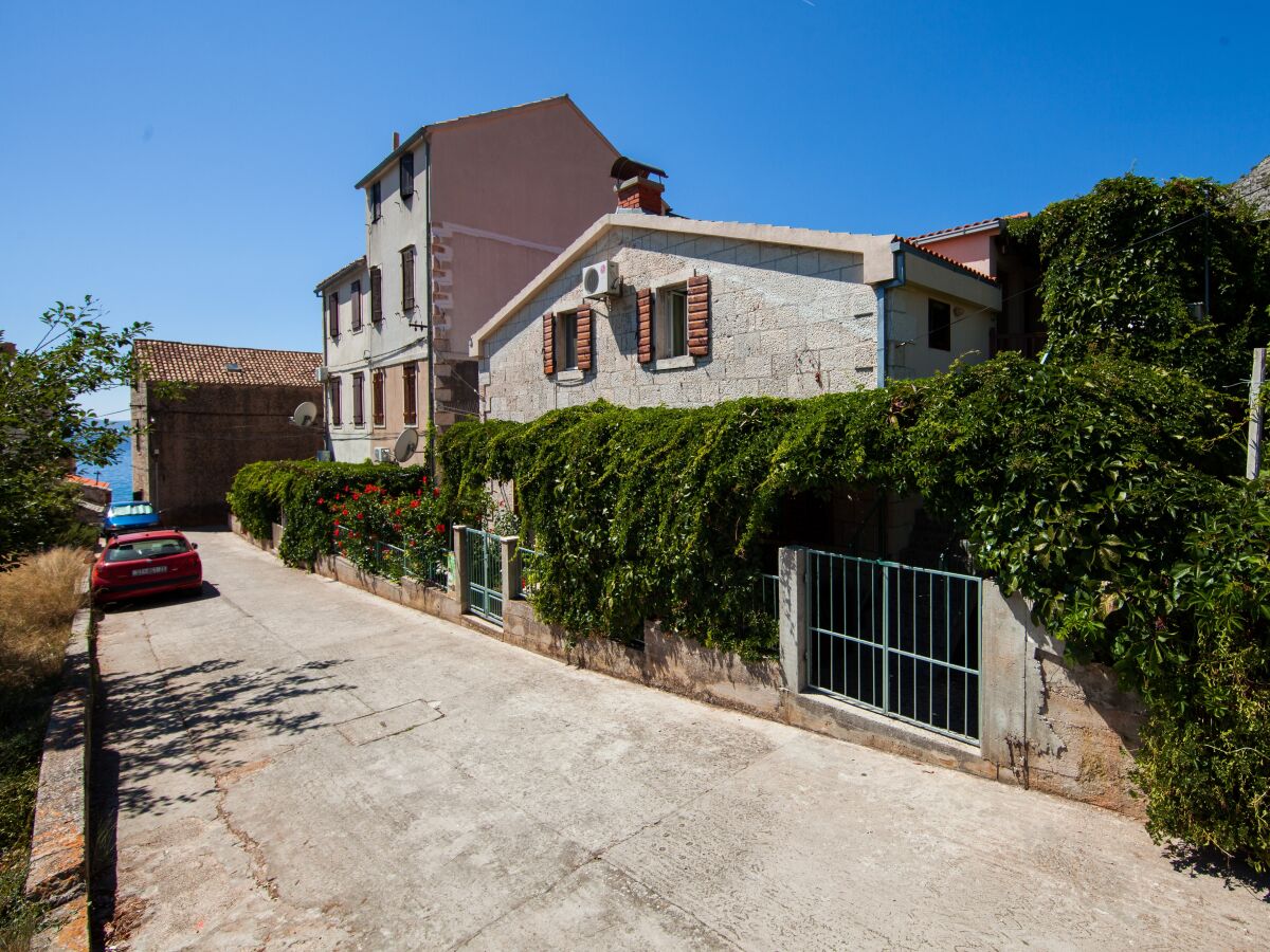 Apartment One bedroom apartment with air-conditioning Komiža, Vis A-2450-b - Outdoor photo 5