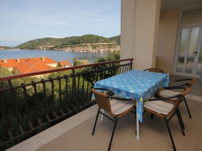 Apartment Two bedroom apartment with terrace and sea view Vis A-2470-a - Outdoor photo 29