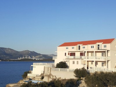 Apartment Two bedroom apartment near beach Cove Pještata, Pelješac A-14440-e - Outdoor photo 4