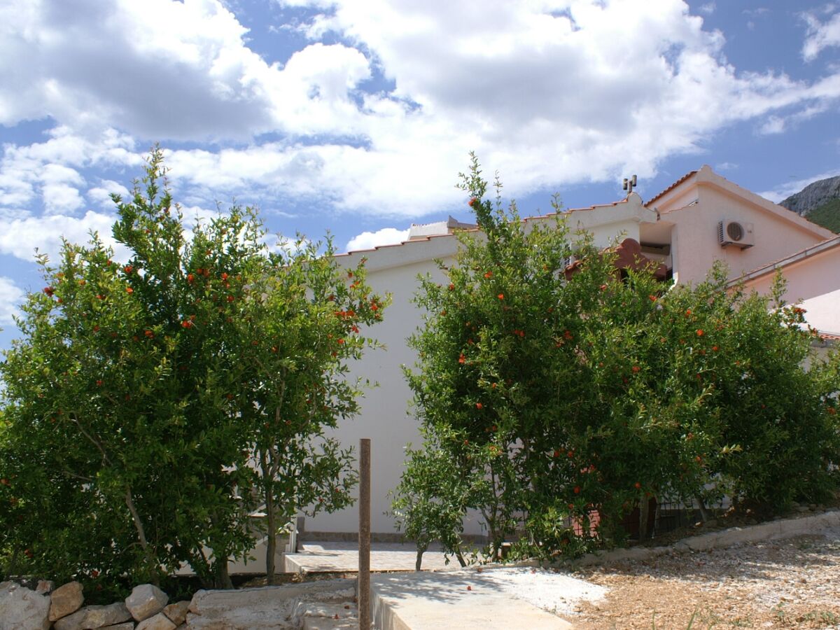 Apartment One bedroom apartment near beach Pisak, Omiš A-2750-b - Outdoor photo 4