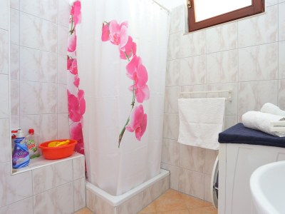 Apartment Two bedroom apartment near beach Lokva Rogoznica, Omiš A-2762-a - Outdoor photo 27