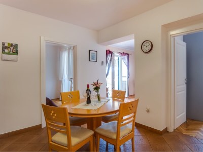 Apartment Two bedroom apartment with terrace and sea view Mali Lošinj, Lošinj A-2505-a - Outdoor photo 24