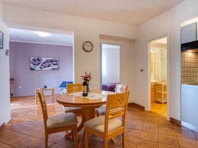 Apartment Two bedroom apartment with terrace and sea view Mali Lošinj, Lošinj A-2505-a - Outdoor photo 25