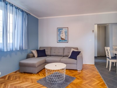 Apartment One bedroom apartment with terrace and sea view Mali Lošinj, Lošinj A-2505-b - Outdoor photo 21