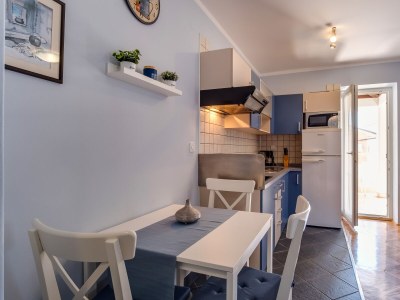 Apartment One bedroom apartment with terrace and sea view Mali Lošinj, Lošinj A-2505-b - Outdoor photo 22