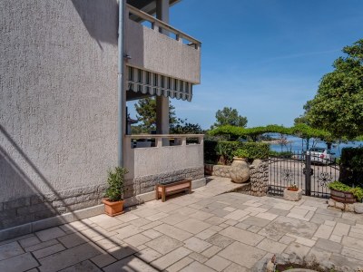 Apartment Two bedroom apartment with terrace and sea view Mali Lošinj, Lošinj A-2505-c - Outdoor photo 7