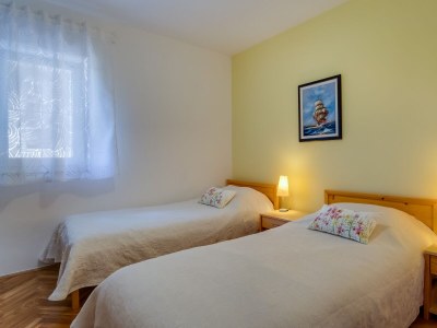 Apartment Two bedroom apartment with terrace and sea view Mali Lošinj, Lošinj A-2505-c - Outdoor photo 29