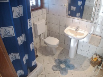 Apartment One bedroom apartment with balcony and sea view Bol, Brač A-2899-c - Outdoor photo 16