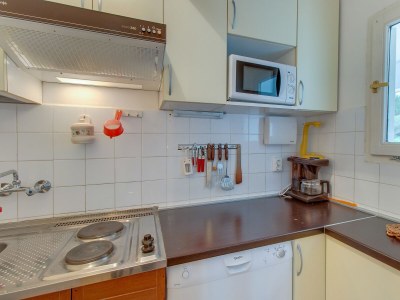 Apartment One bedroom apartment with terrace and sea view Nerezine, Lošinj A-2516-a - Outdoor photo 14