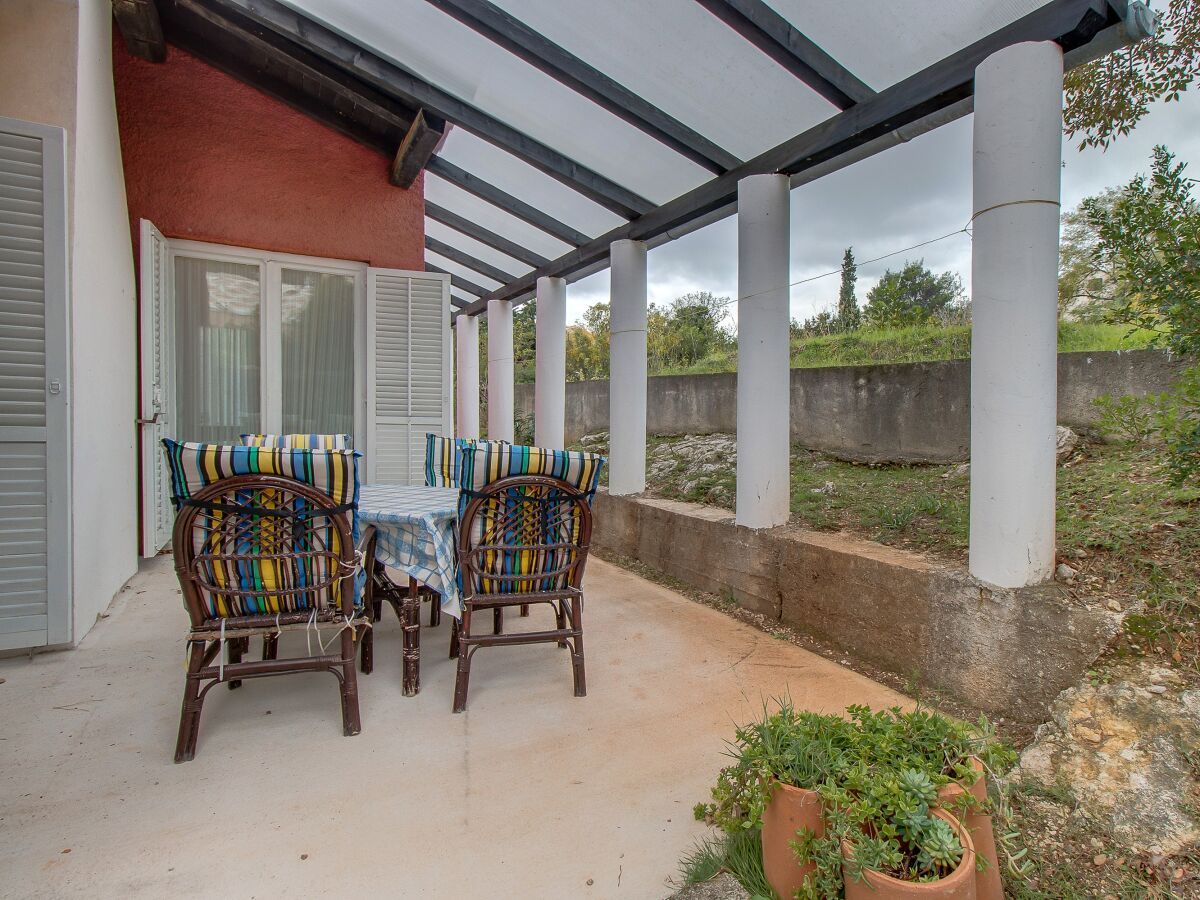 Apartment Two bedroom apartment with terrace Nerezine, Lošinj A-2516-b