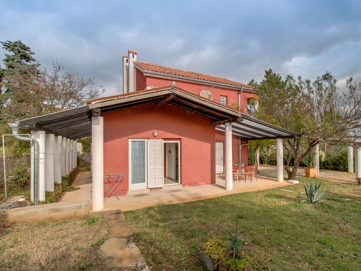 Apartment Two bedroom apartment with terrace Nerezine, Lošinj A-2516-b - Outdoor photo 2