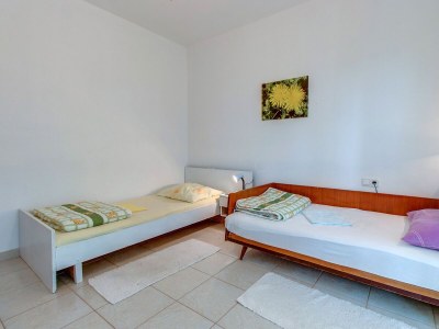 Apartment Two bedroom apartment with terrace Nerezine, Lošinj A-2516-b - Outdoor photo 20