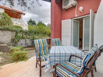 Apartment Two bedroom apartment with terrace Nerezine, Lošinj A-2516-b - Outdoor photo 28