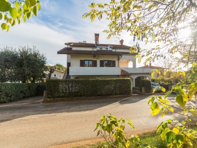 Apartment Two bedroom apartment with terrace and sea view Karigador, Novigrad A-2534-b - Outdoor photo 2