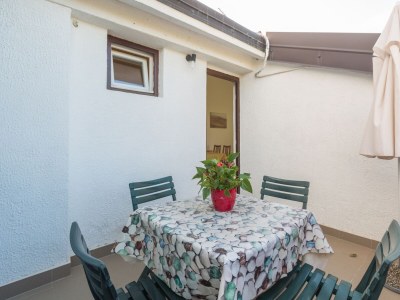 Apartment Two bedroom apartment with terrace and sea view Karigador, Novigrad A-2534-b - Outdoor photo 25
