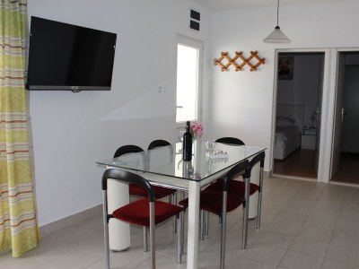 Apartment Three bedroom apartment near beach Mimice, Omiš A-2774-b - Outdoor photo 12