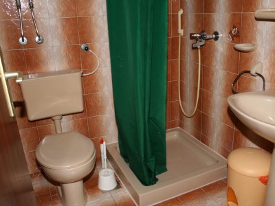 Apartment One bedroom apartment with balcony and sea view Sumartin, Brač A-2949-a - Outdoor photo 18