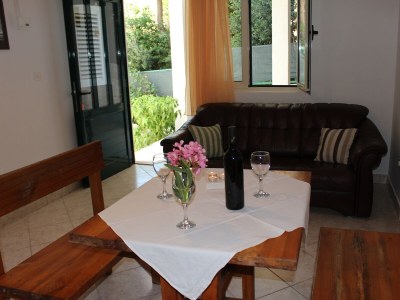 Apartment One bedroom apartment near beach Mimice, Omiš A-2774-d - Outdoor photo 10