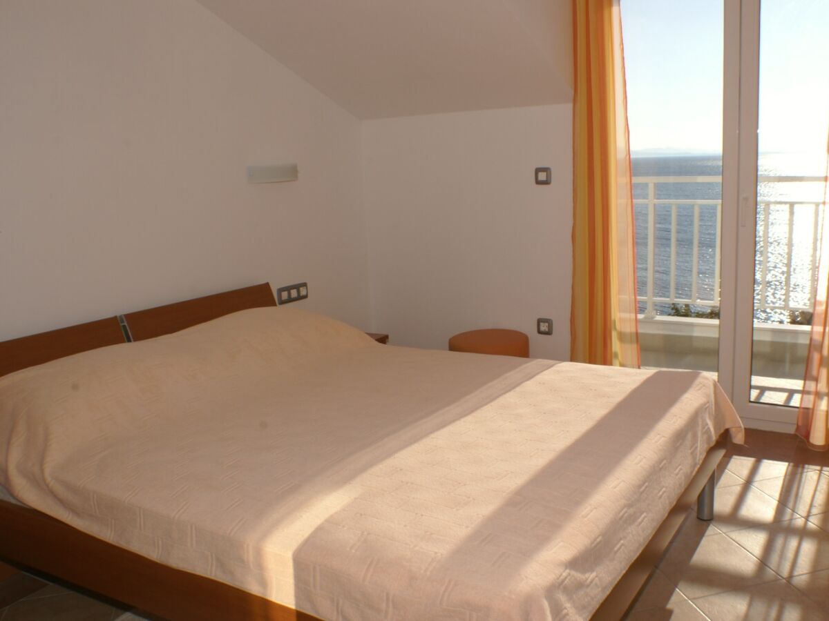 Apartment One bedroom apartment near beach Zaostrog, Makarska A-2816-a