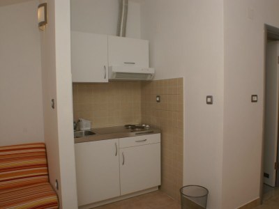 Apartment One bedroom apartment near beach Zaostrog, Makarska A-2816-a - Outdoor photo 11